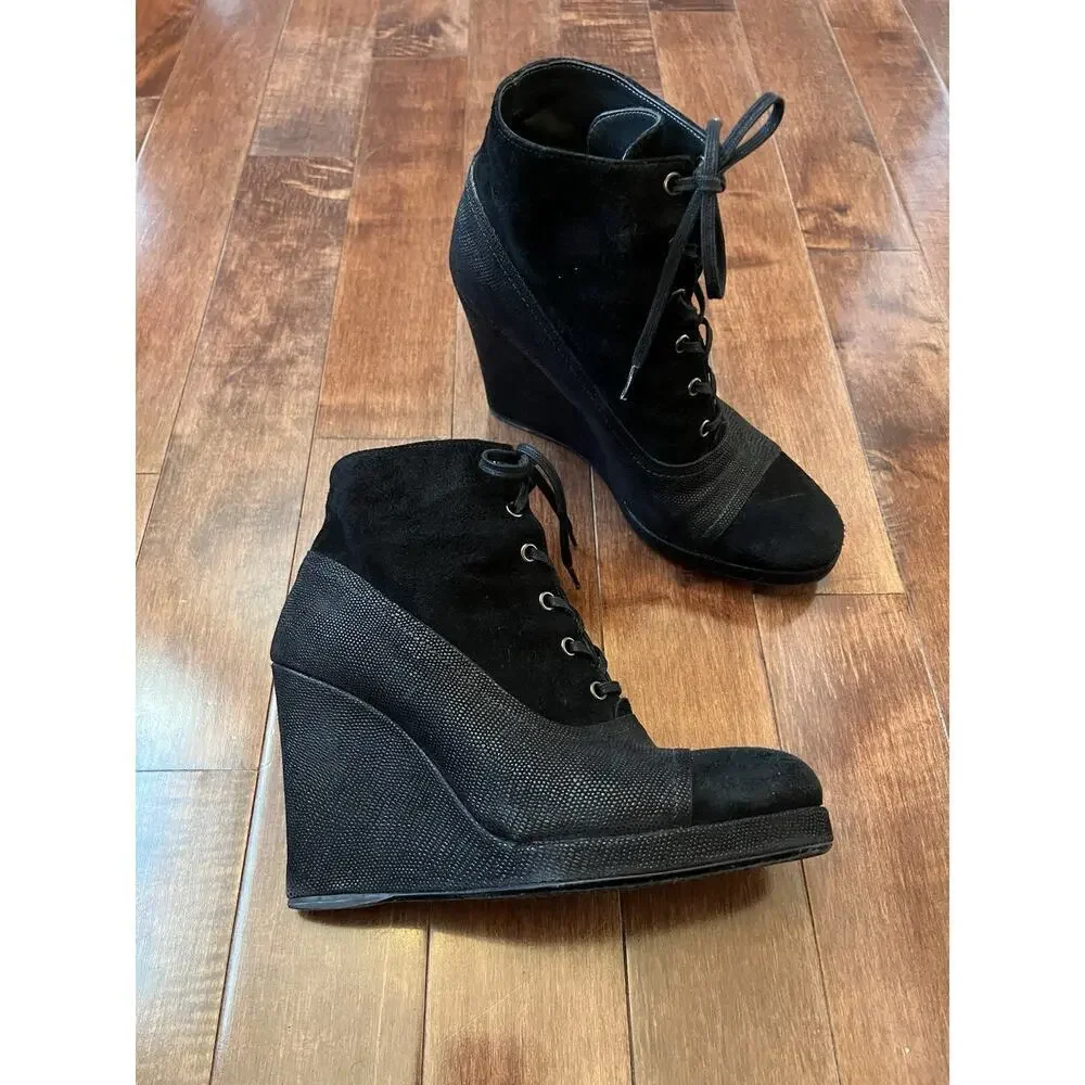 Stuart Weitzman Women Booties Black Suede Stingray Wedge Lace Up Boots Size 8 M